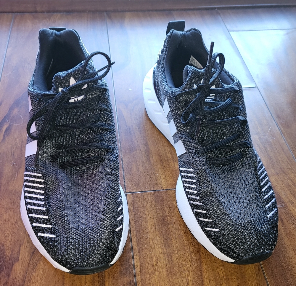 Adidas Swift Run 22 W